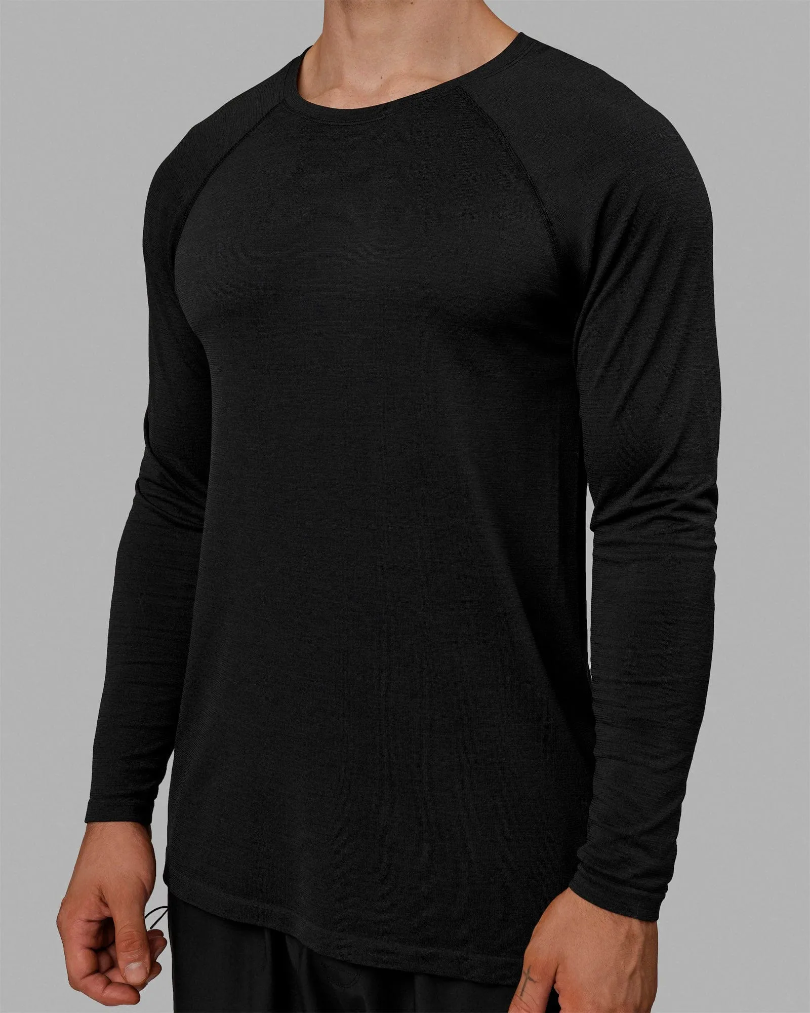 AeroFLX  Seamless Long Sleeve Tee - Black Marl