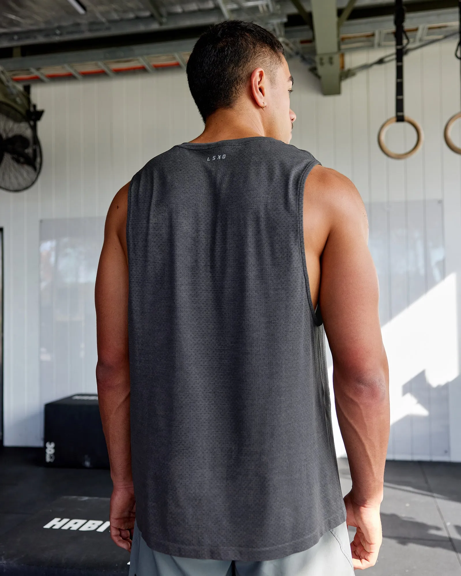 AeroFLX  Seamless Muscle Tank - Pirate Black Marl