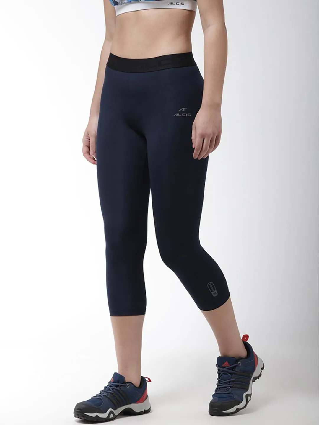 Alcis Women Navy Blue Solid 3/4th Compression Training Tights