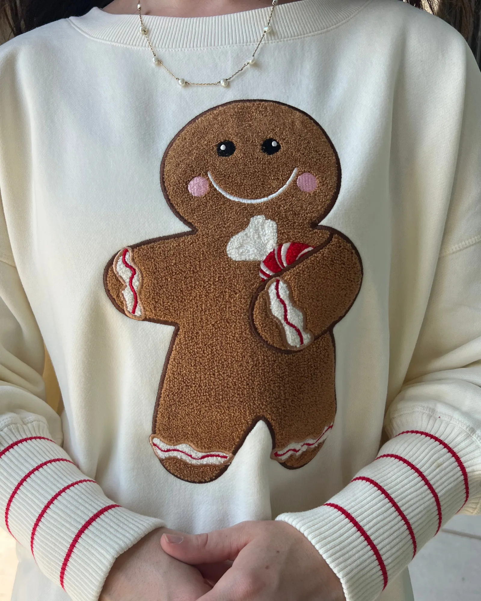 August Bleu Gingerbread Man Chenille Patched Sweatshirt in Belgian Cream