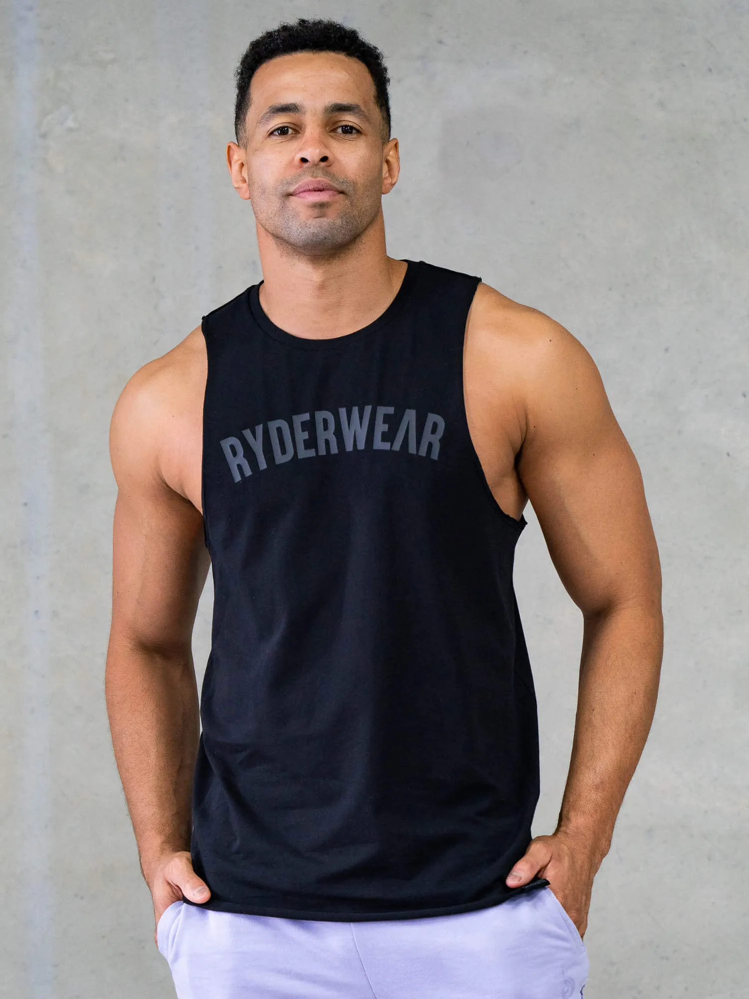 Force Baller Tank - Black