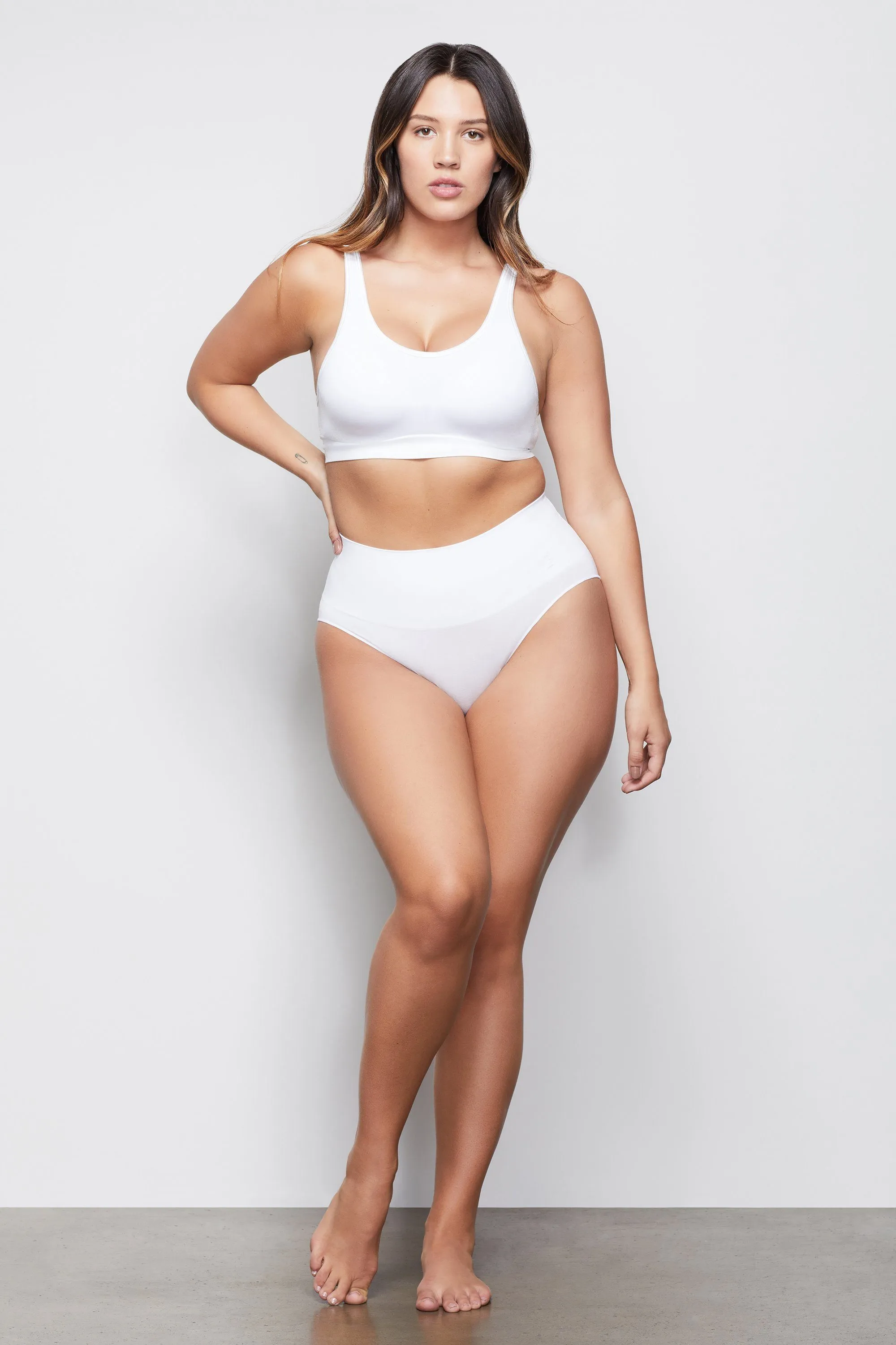 HIGH IMPACT COMPRESSION BIKINI | WHITE001